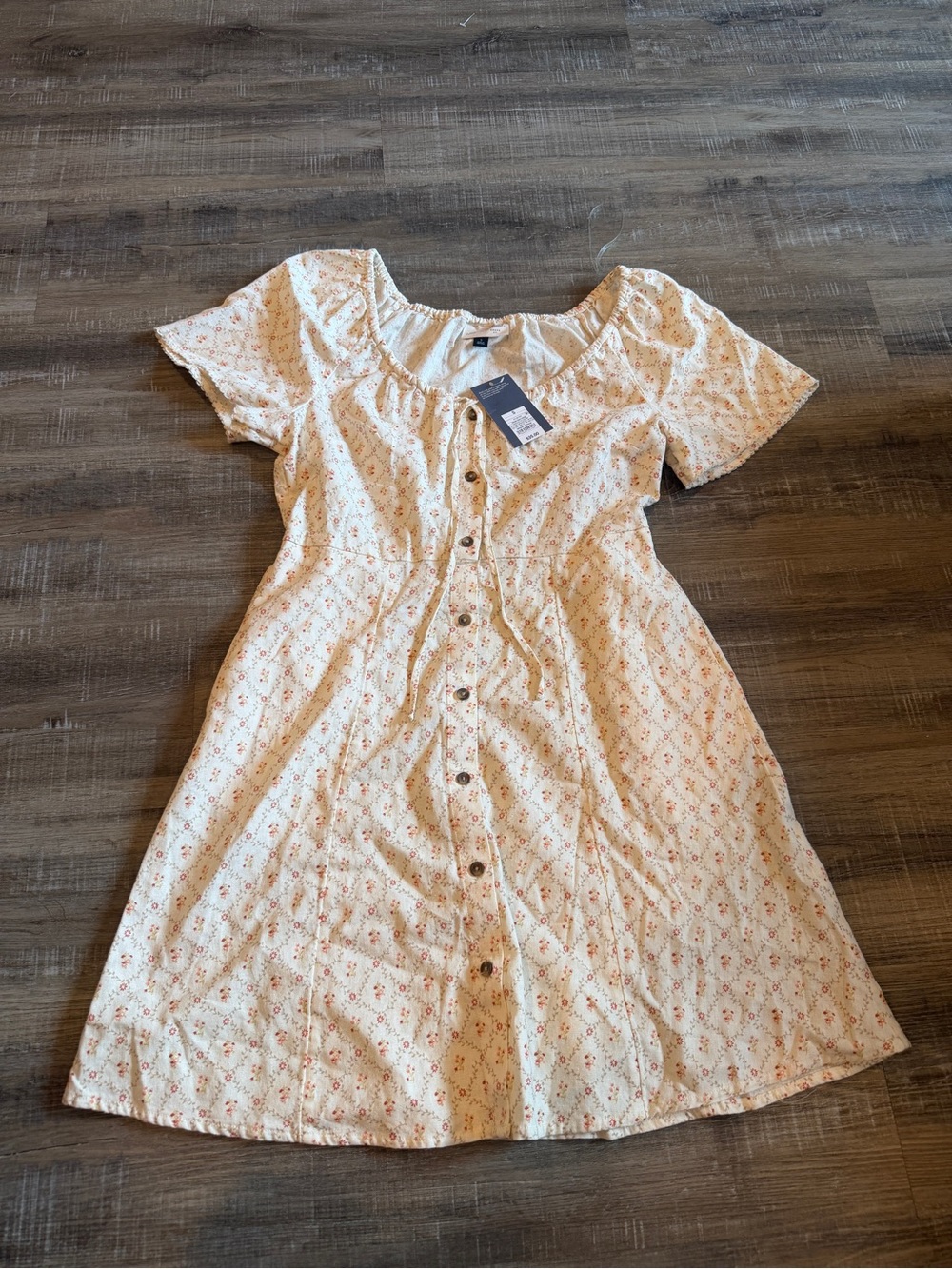 Universal Thread Cream Floral Button-Front Tea Dress